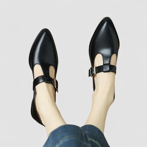 Kira – Round-Toe Button Mary Janes