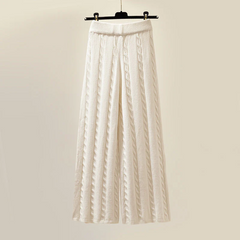 Sophie - Comfortable Knit Set