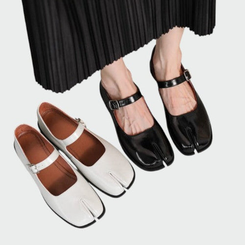 Clara – Split-Toe Buckle Mary Janes