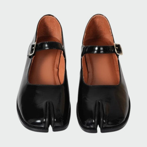 Clara – Split-Toe Buckle Mary Janes